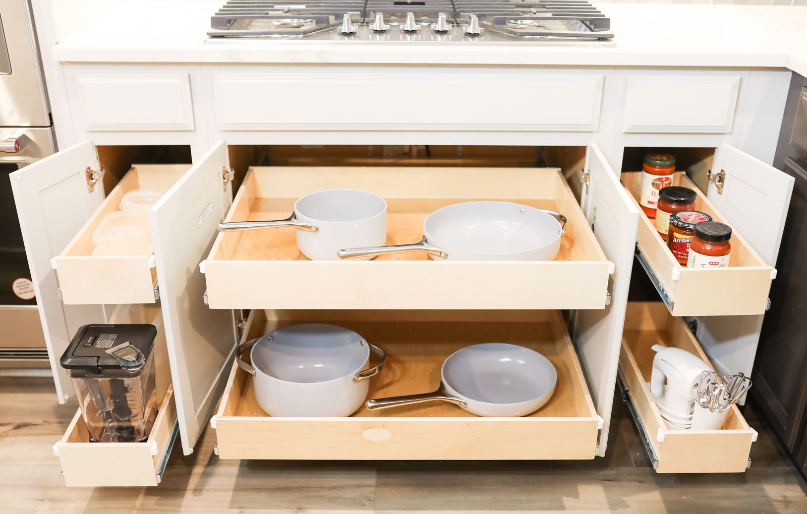 Pull Out Shelf for Kitchen Cabinets
