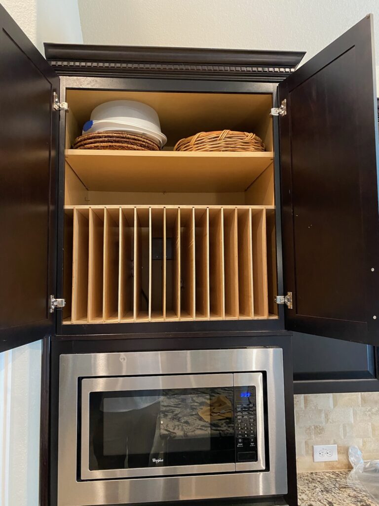 Upper Cabinet Divider