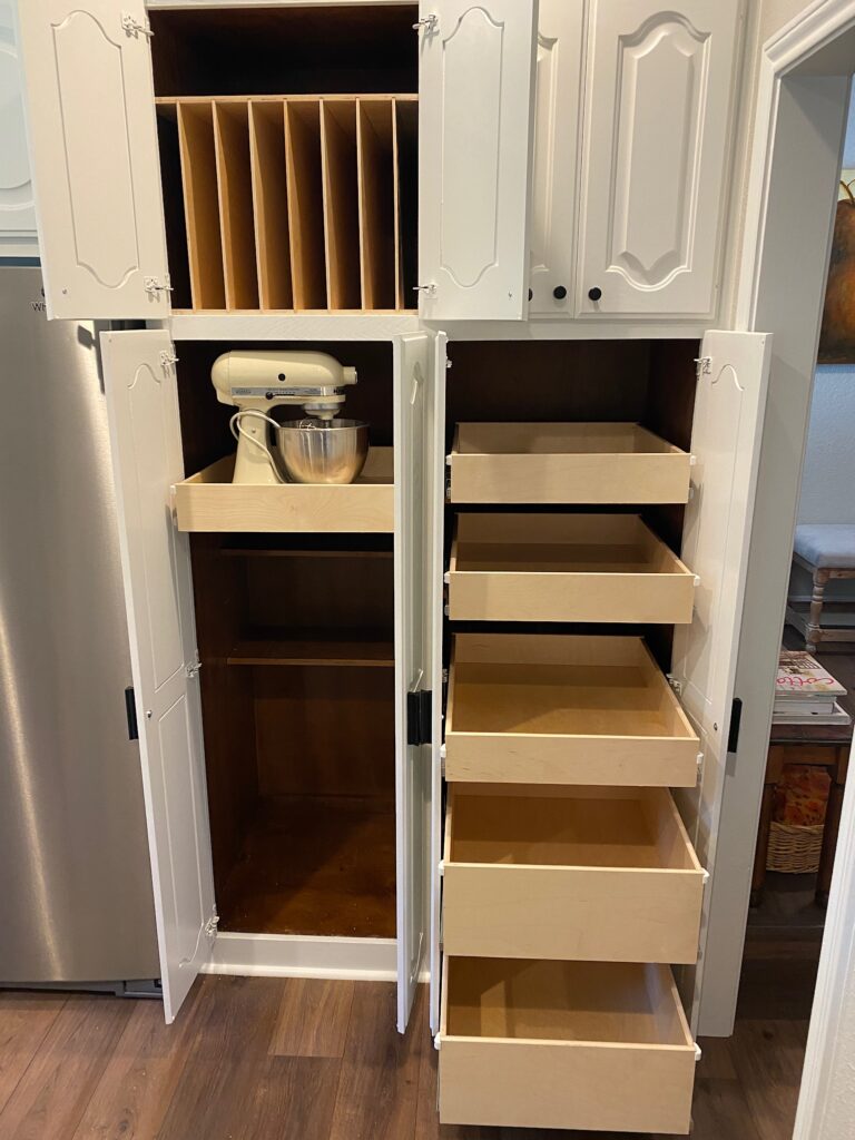 Upper Cabinet Divider