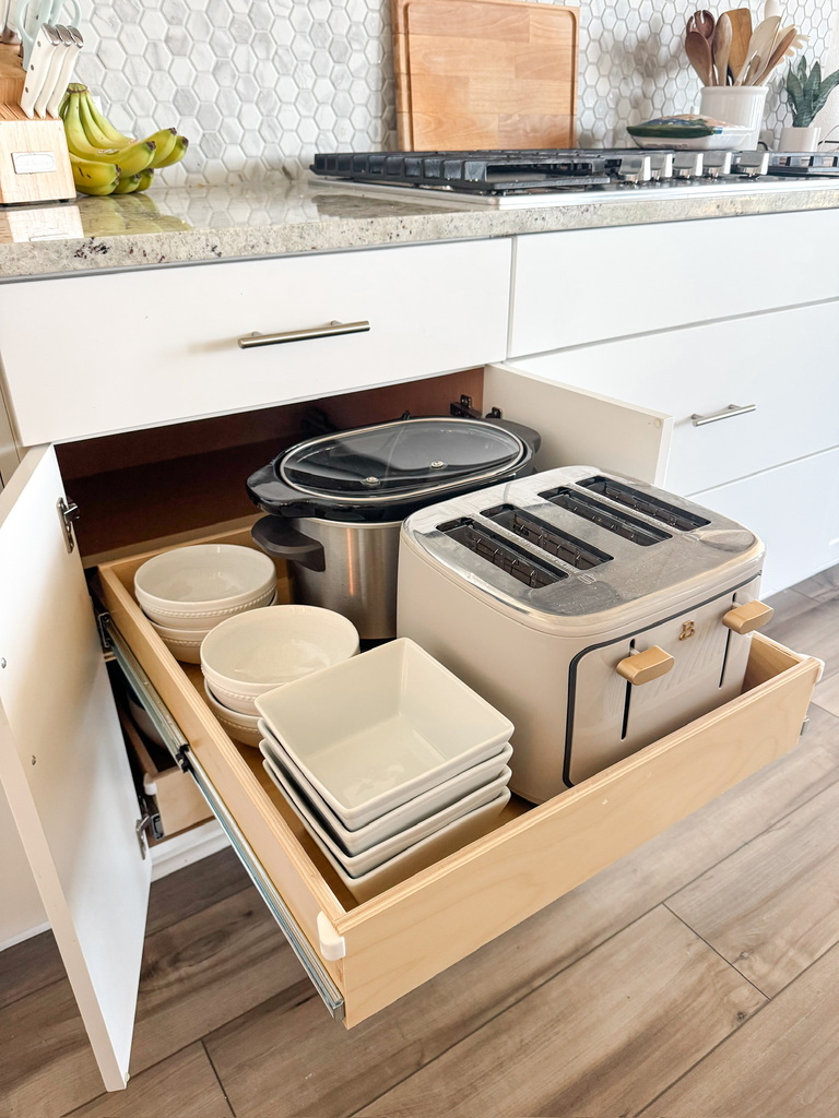 Pullout Appliance Shelf