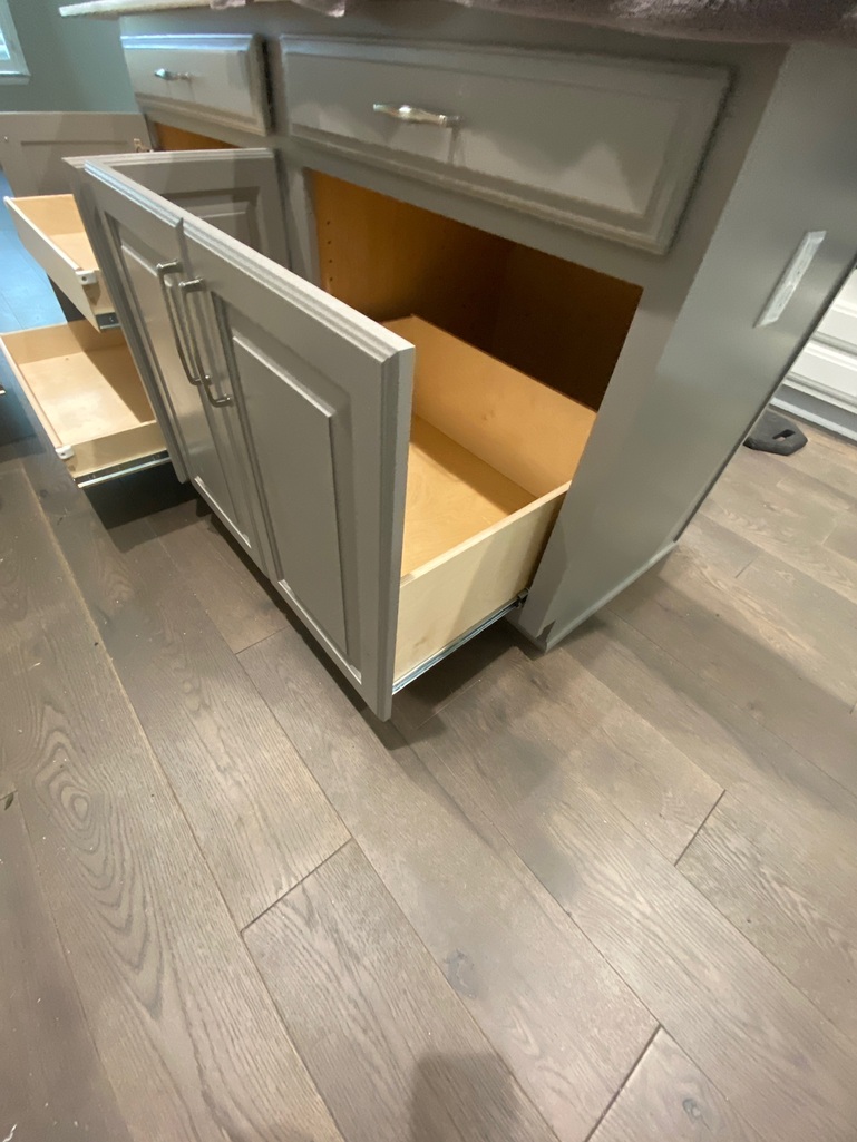 Trash Pull-Out for Kitchen Cabinets