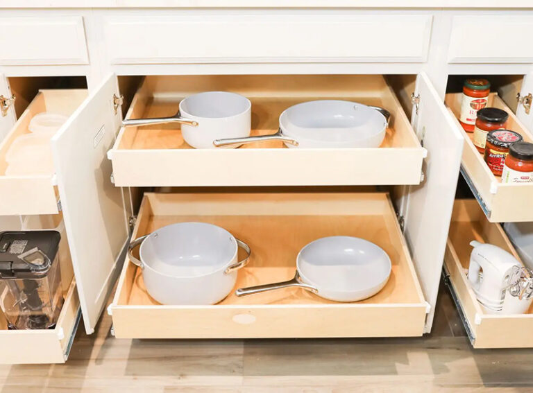 standard pull-out shelf